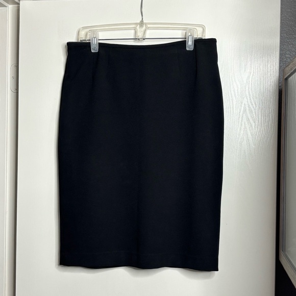 Jones Studio Dresses & Skirts - Jones Studio Separates Classic Black Pencil Midi Skirt Size 10